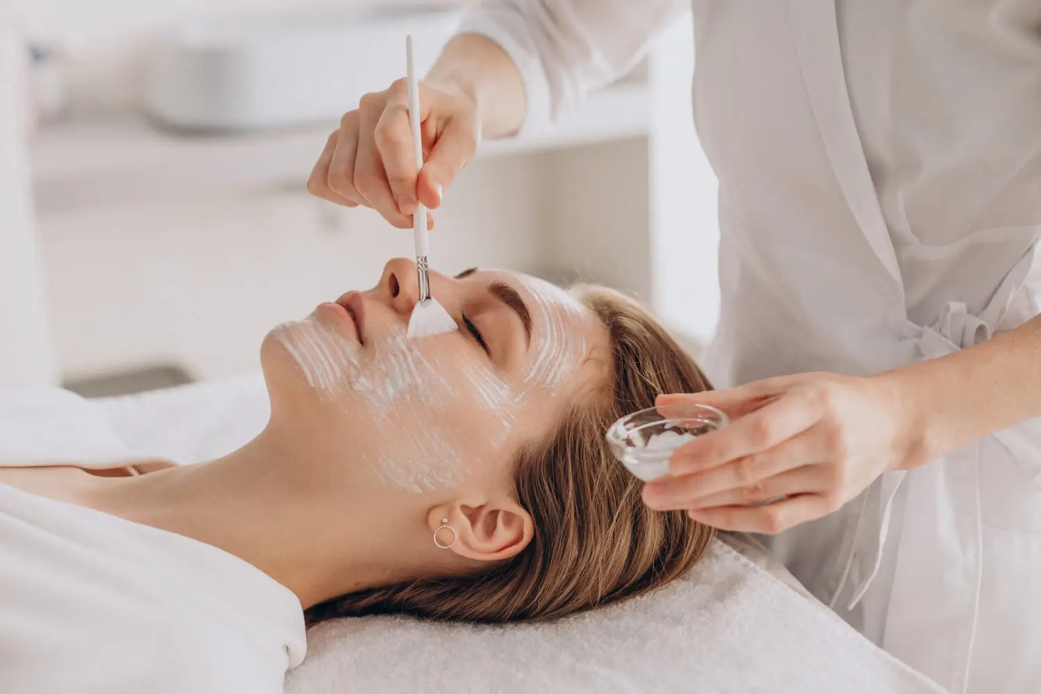 Tratamientos de estética Hydrafacial en Aspe para limpieza facial profunda y piel