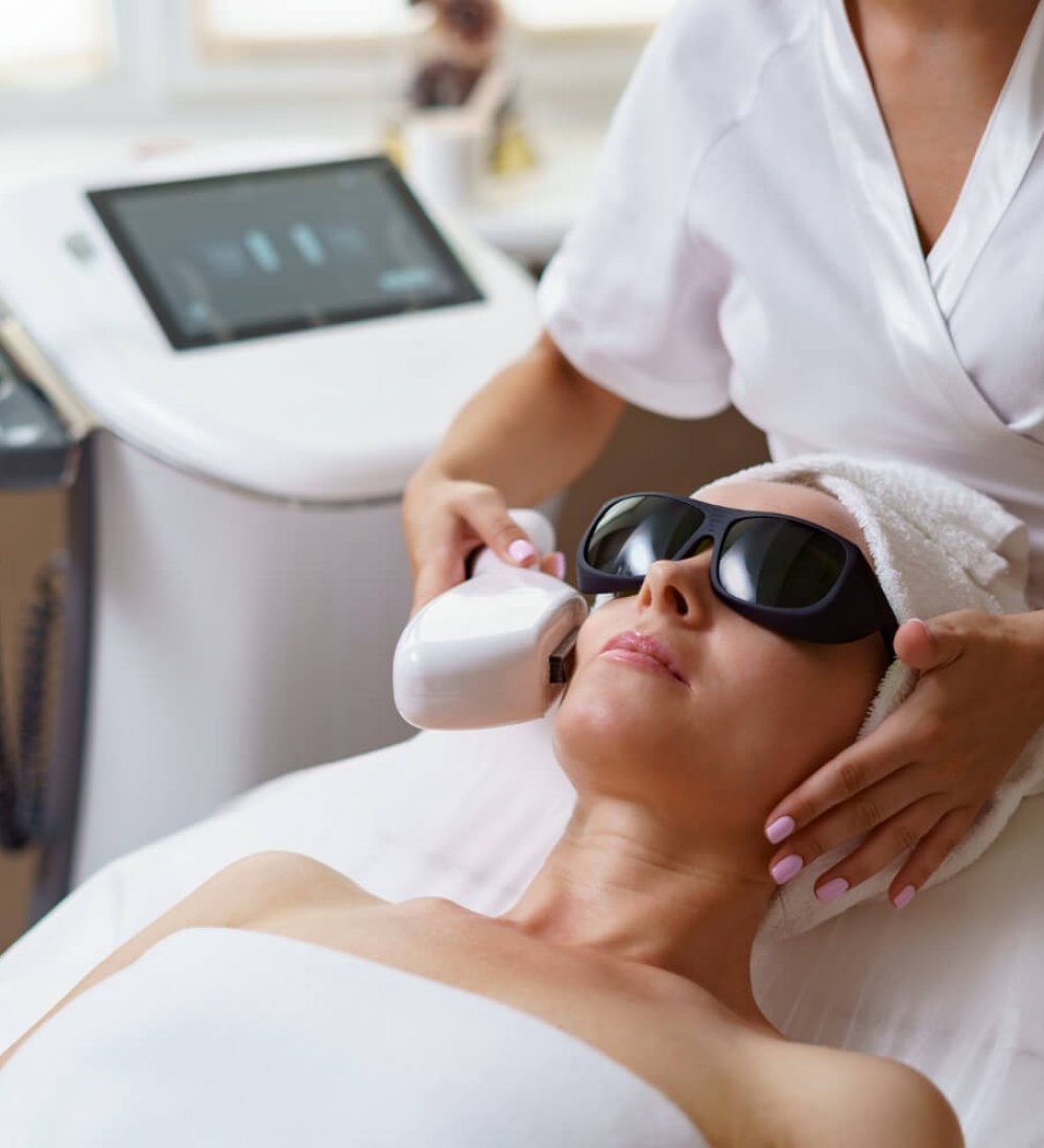 Tratamientos de estética facial con tecnología láser en Aspe